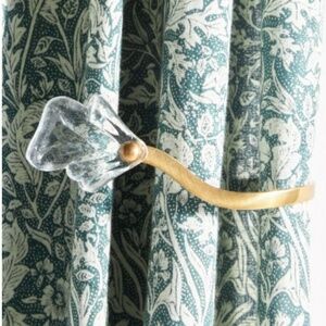 Raisa Glass Curtain Tieback